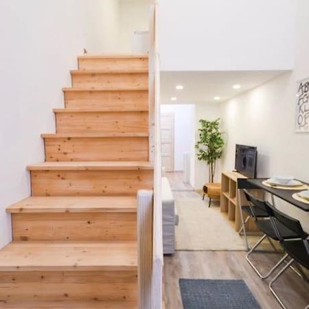 1 Bedroom Flat In Nyar Str., Central Budapest Luaran gambar
